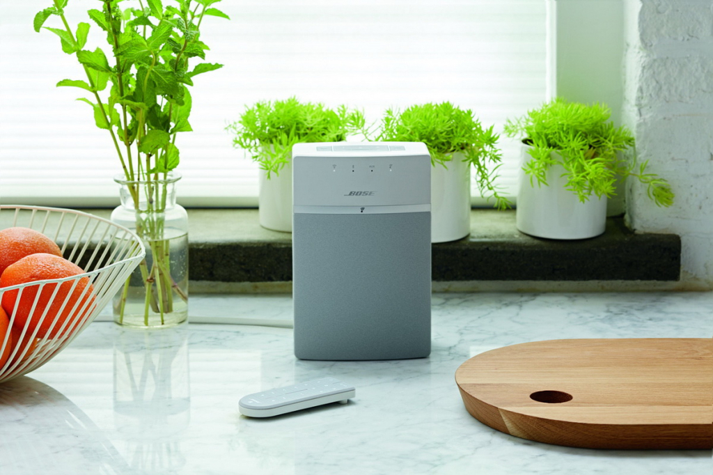 Bose SoundTouch 10 lifestyle 4.jpg