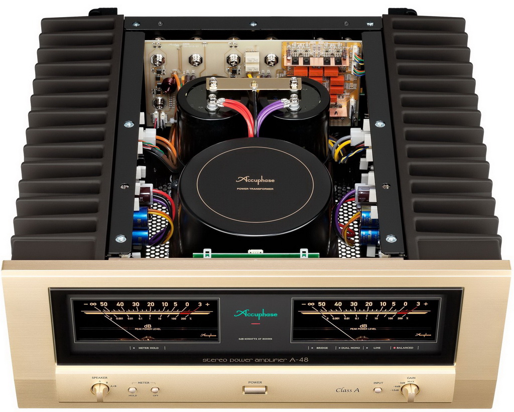 Accuphase A-48 3.jpg