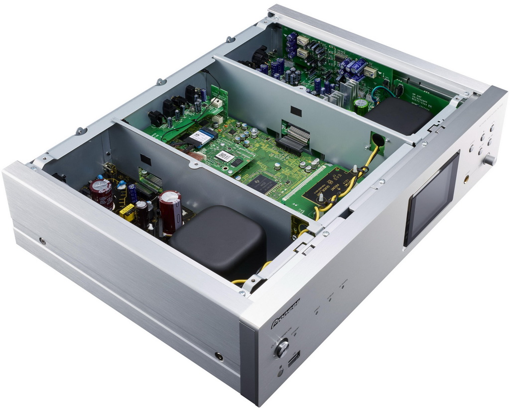 pioneer N-70ae SIL 5.jpg