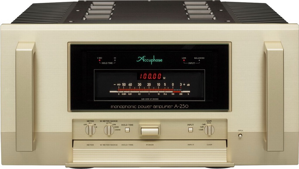 Accuphase A-250 3.jpg