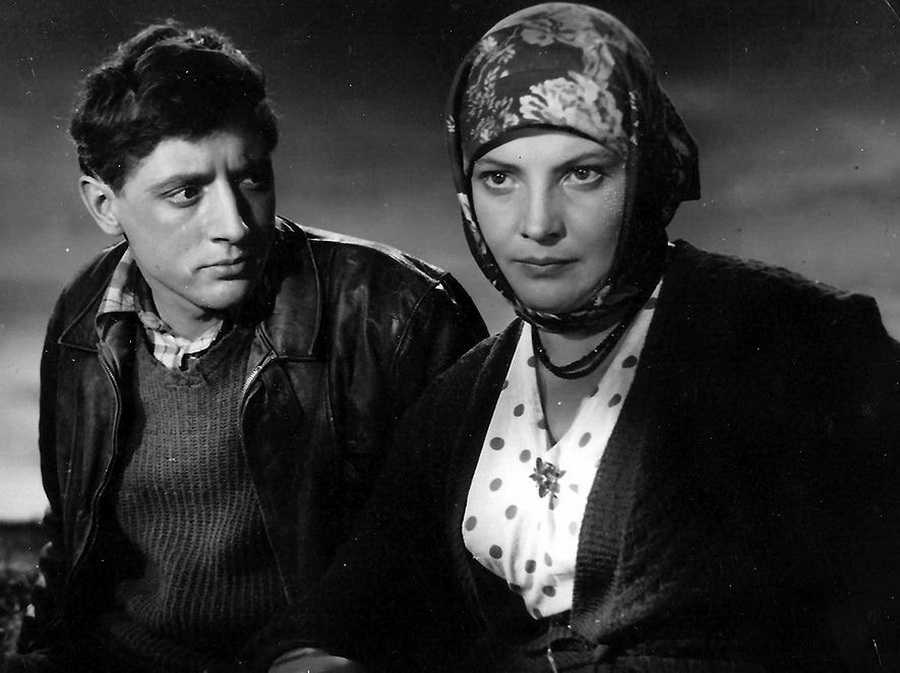 поющие гитары 70е. зарубежный кинематограф. андрей миронов поет. песни из кинофильмов 60 70 годов. итальянские детские фильмы.