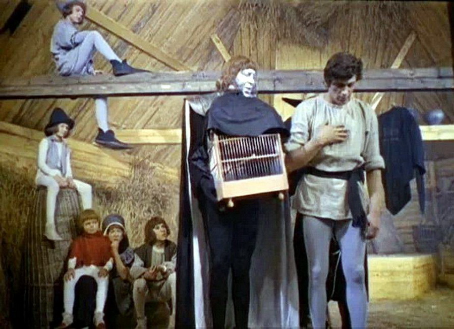 Город мастеров 1965 год. Город Мастеров фильм. Город Мастеров 1965. Савелий Крамаров город Мастеров (1965). Город Мастеров кадры из фильма.