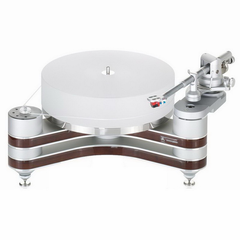 Clearaudio Innovation with Universal 12" Tonearm Wood