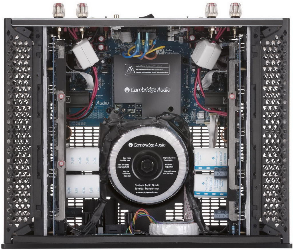 Cambridge Audio Azur 851W 1.jpg