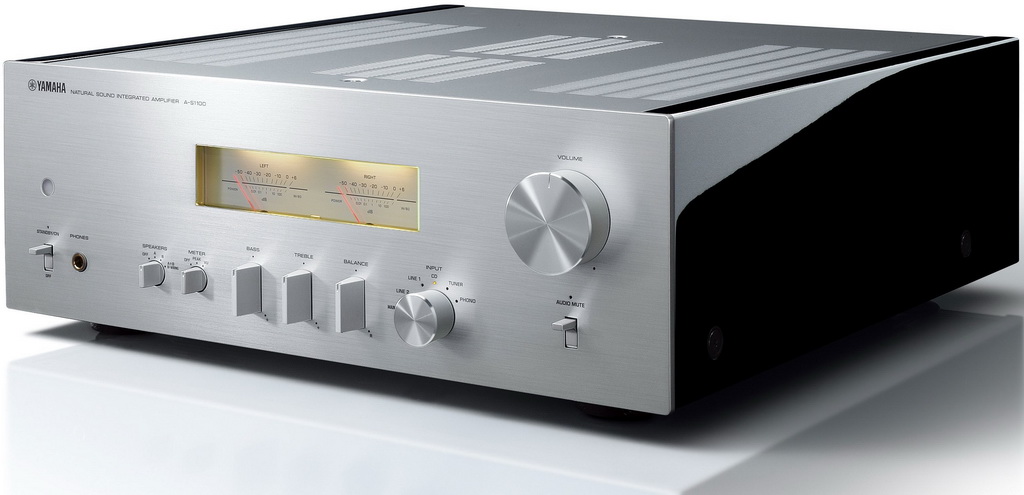 Yamaha A-S1100 sil bl 3.jpg