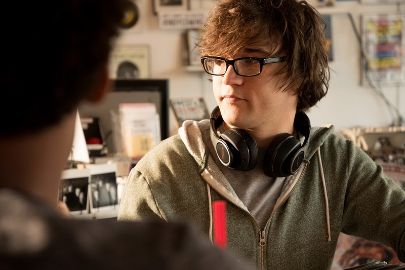 Klipsch Reference Over-Ear Bluetooth bl 94.jpg