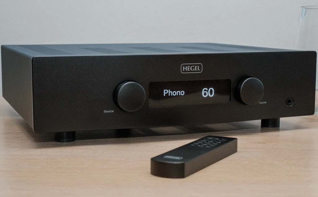 Hegel_H190V_2.jpg