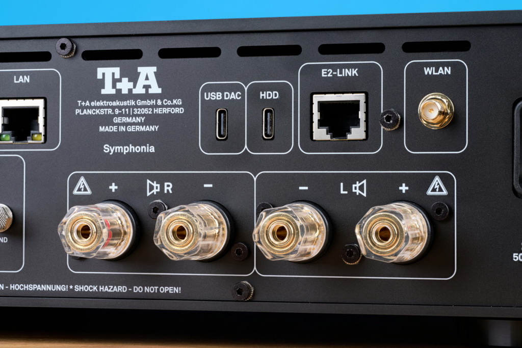 ta-symphonia-anschluesse-rechts-1080x720.jpg