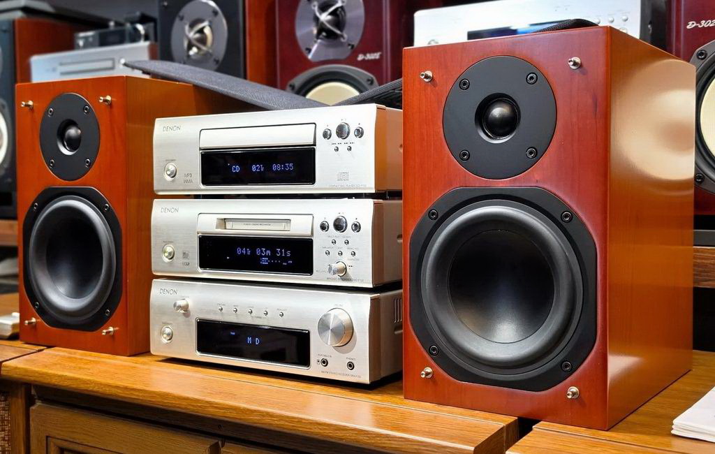 DENON F102.jpg