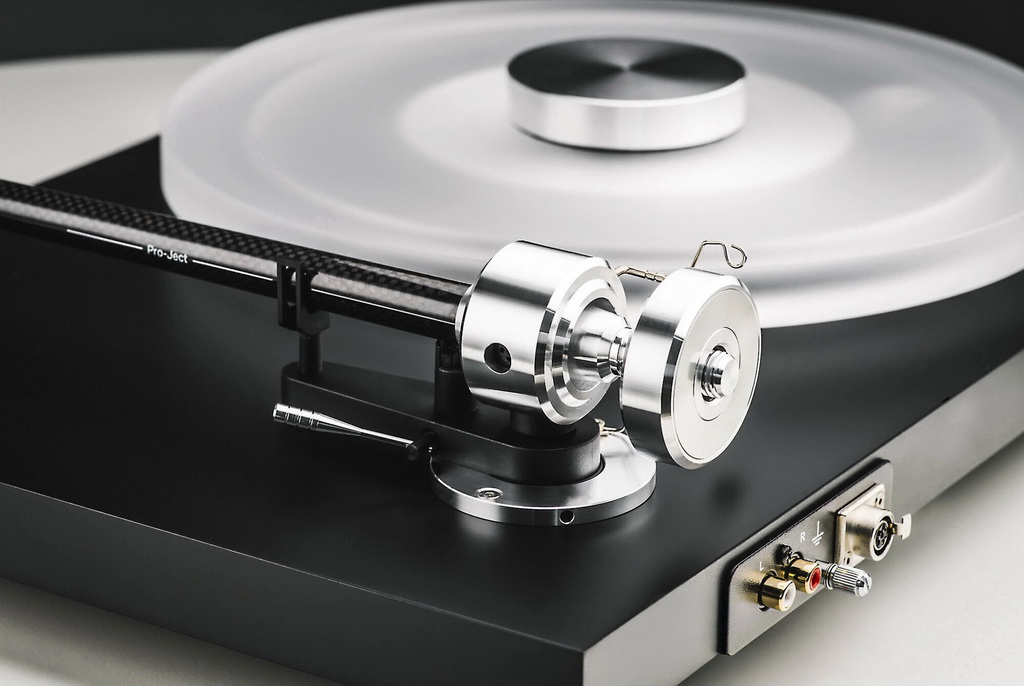 Pro-Ject Debut Reference 10 12.jpg