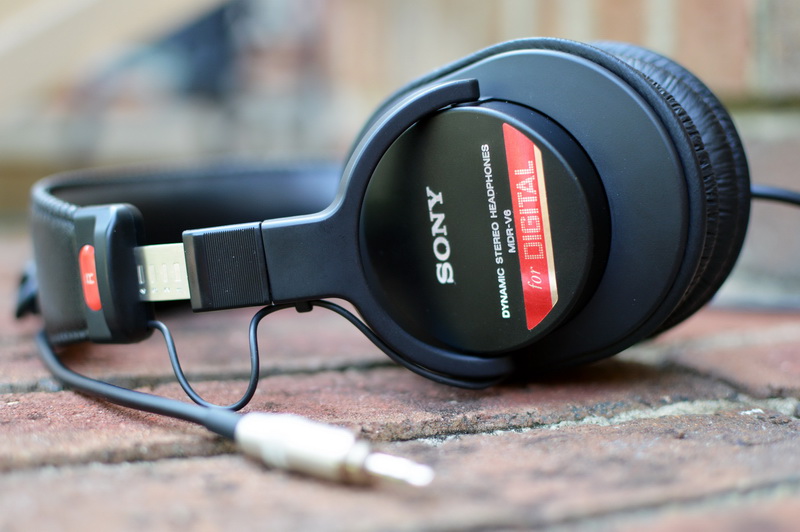 Sony MDR-V6.jpg
