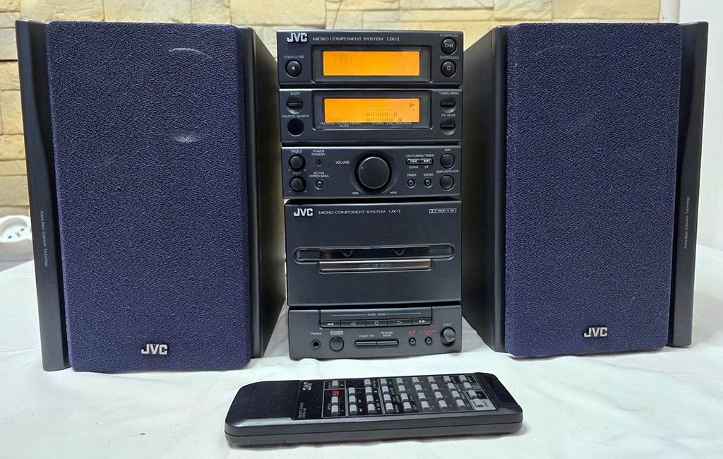 JVC UX-1.jpg