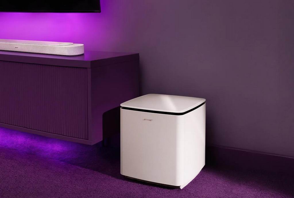 bose_lifestyle_ultra_subwoofer_white_101.jpg