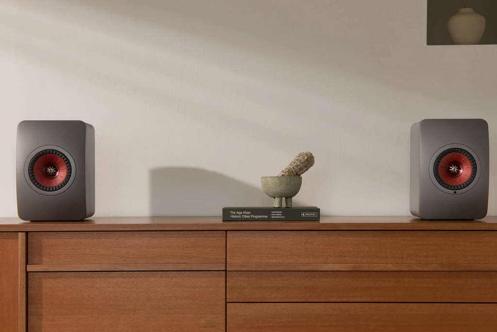 kef-ls50w-grey-ls.jpg