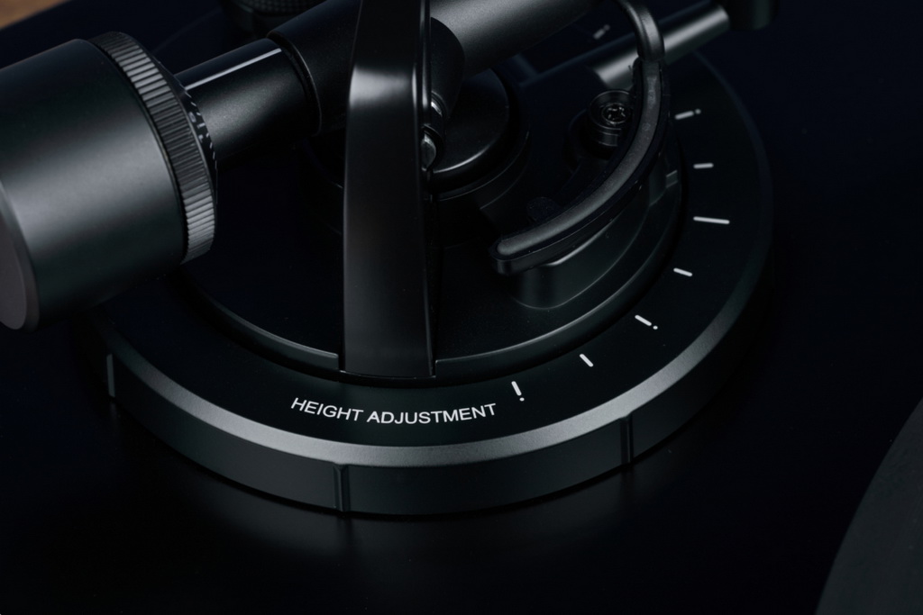 audio-technica-at-lp7x-tonarm-height-adjustment-1080x720.jpg