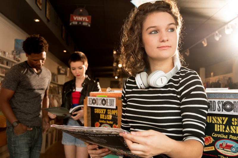 Klipsch Reference On-Ear Bluetooth 4.jpg