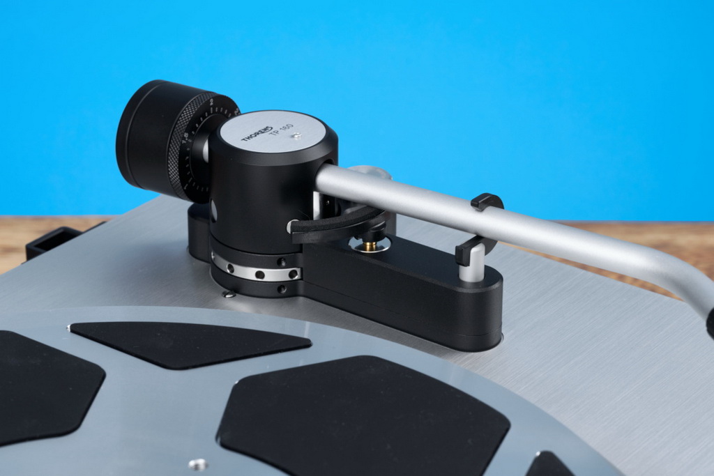 thorens-td-404-dd-tonarm-1-1080x720.jpg