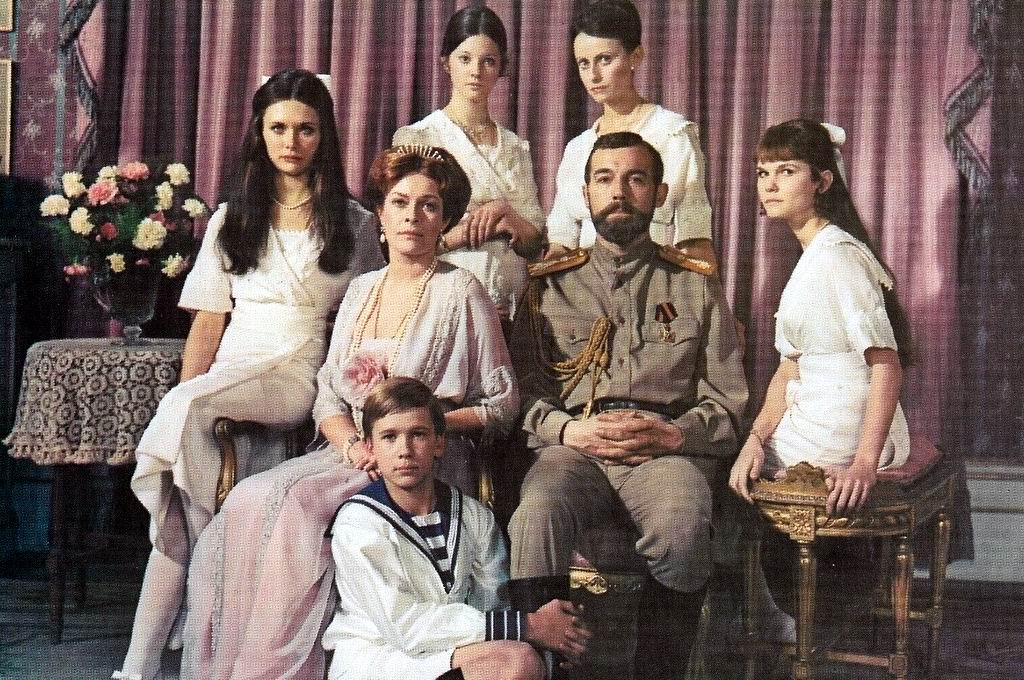 Nicholas and Alexandra.jpg