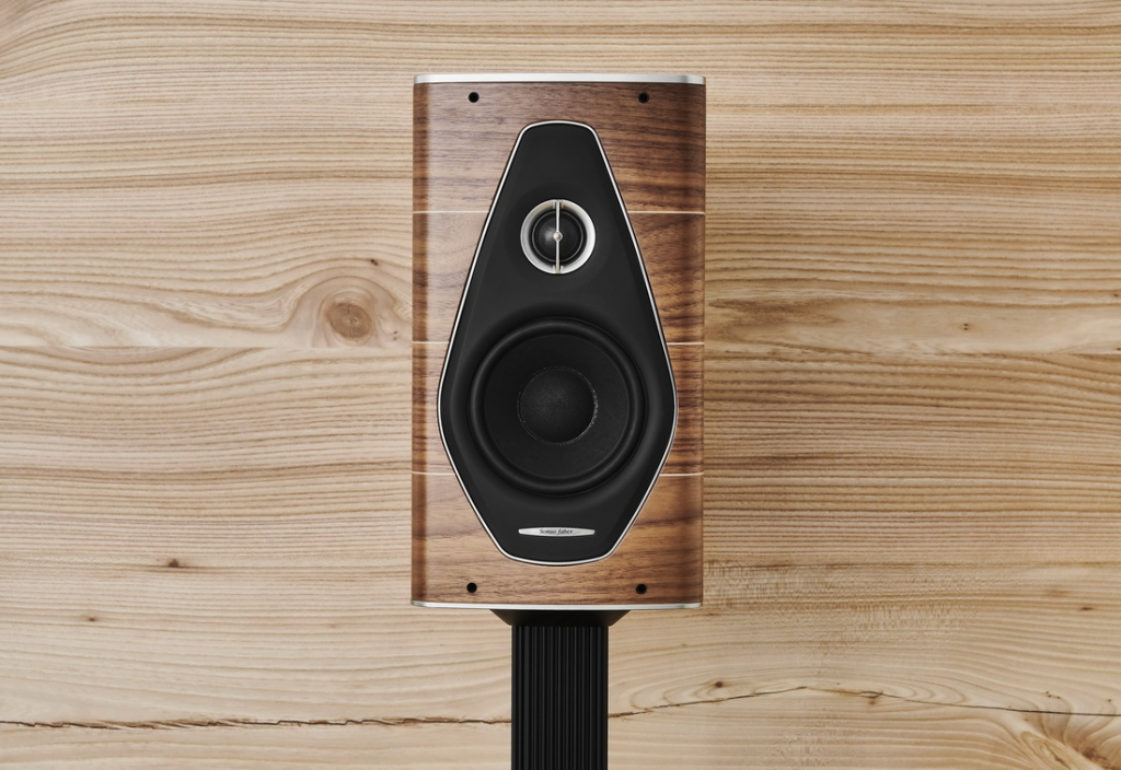 Sonus Faber Olympica Nova I 6.jpg