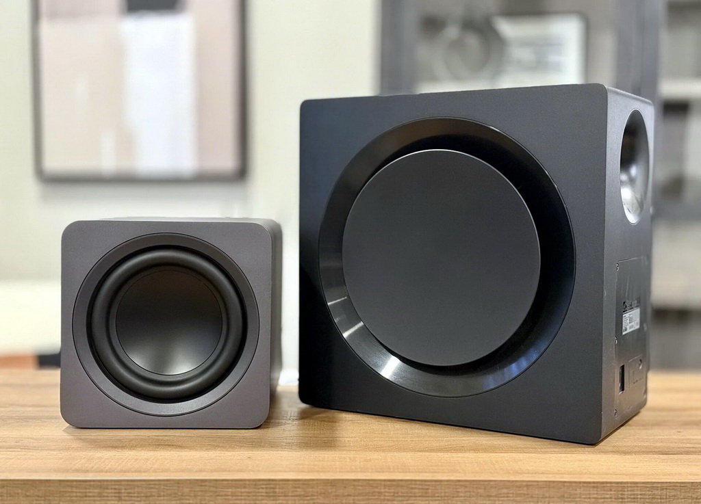 Samsung Q990F Soundbar Subwoofer.jpg
