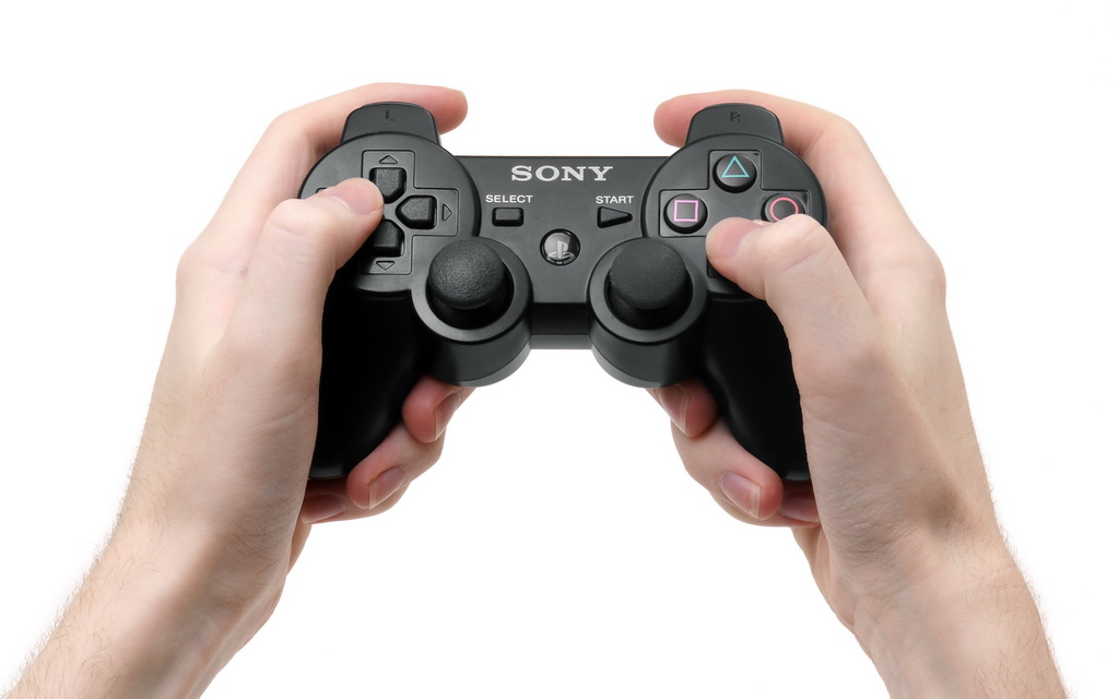 DualShock3-in-Hand.jpg