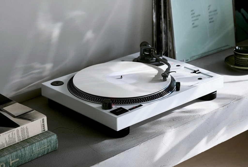 Audio-Technica AT-LP120XBT-USB wh 7.jpg