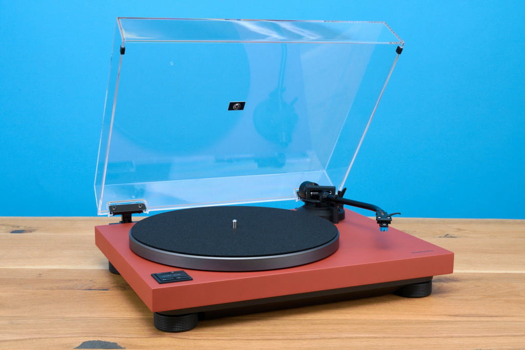 technics-sl-40cbt-vorderseite-3-seiten-links-abdeckung-offen-2048x1365.jpg