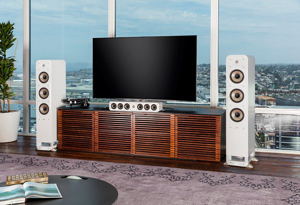 polk_component_signature_series_s60_s35_center_channel_floor_standing_speaker_white_lifestyle_001-ADJUSTED.jpg