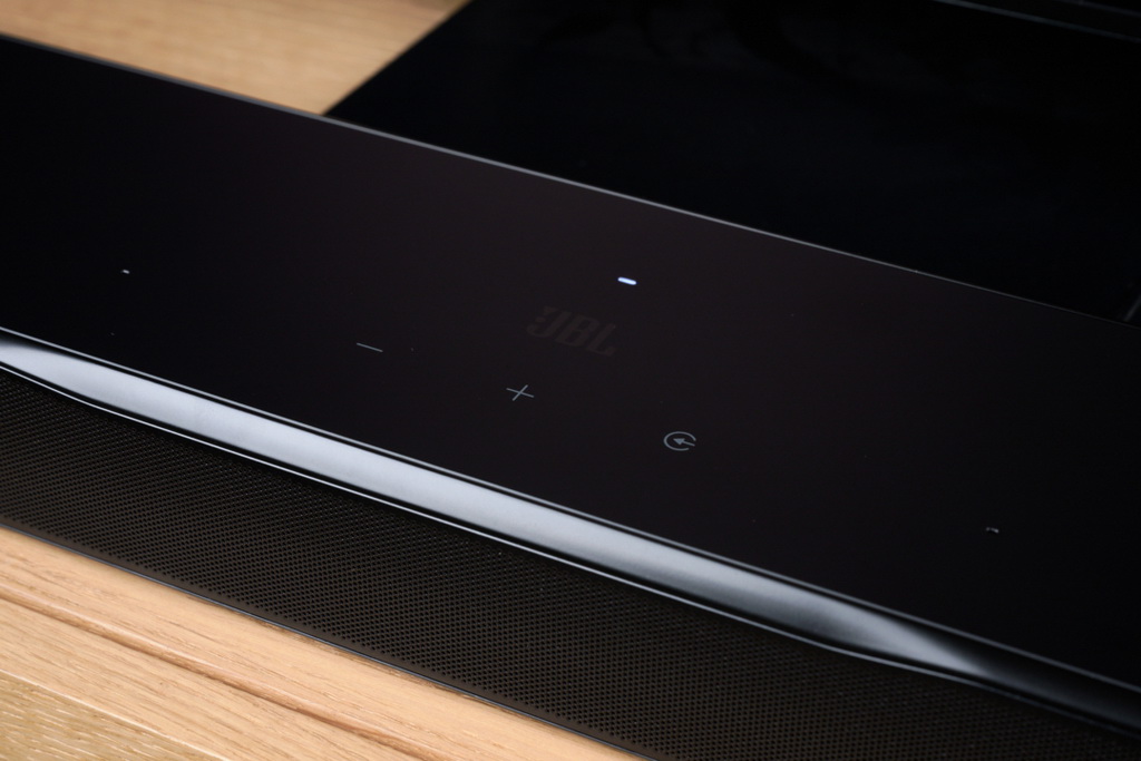 jbl-bar-800-mk2-soundbar-bedienfeld-1080x720.jpg