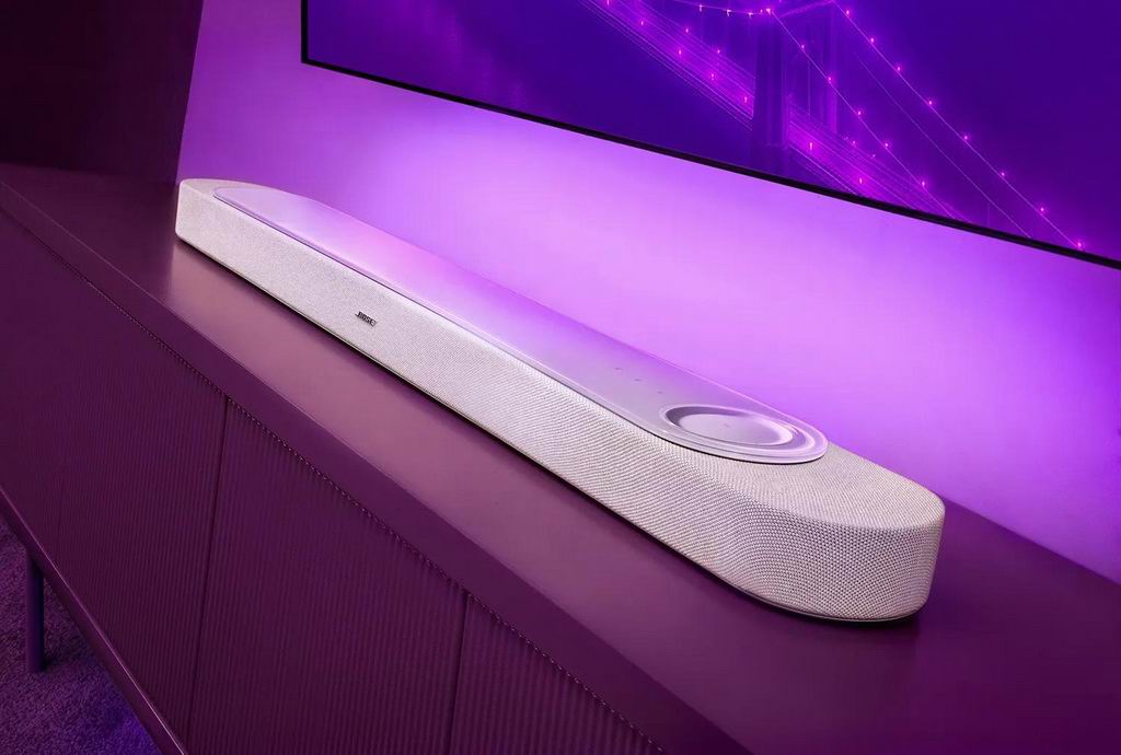 Bose_Lifestyle_Ultra_soundbar_white.jpg
