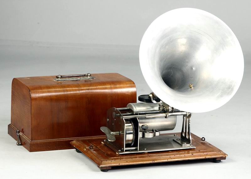 thorens majestic 1907.jpg