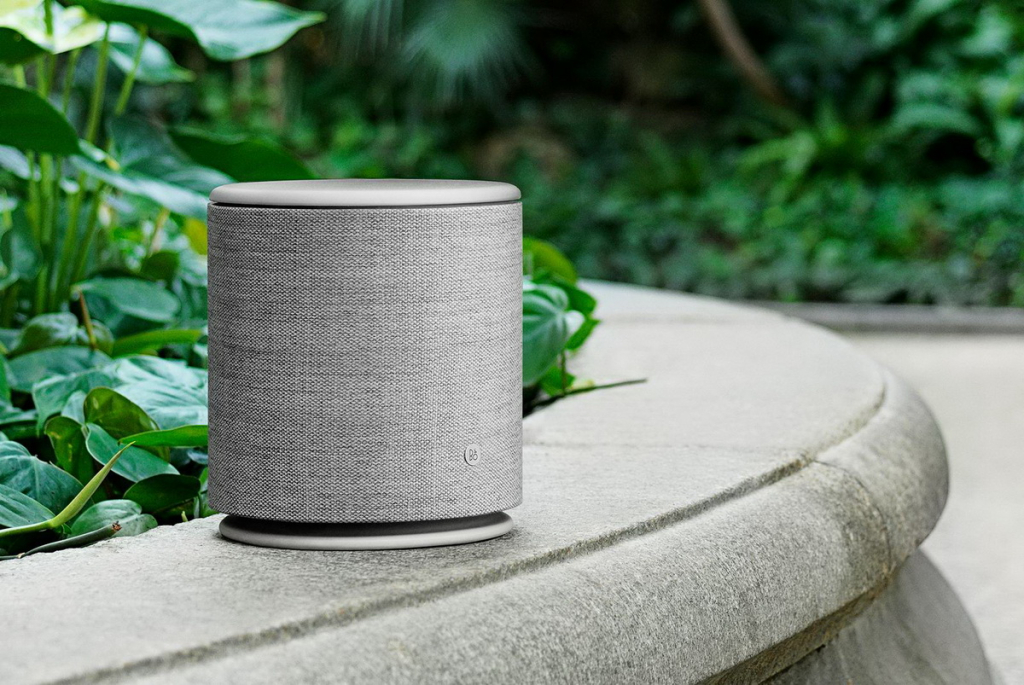 Bang & Olufsen BeoPlay M5 lifestyle 1.jpg