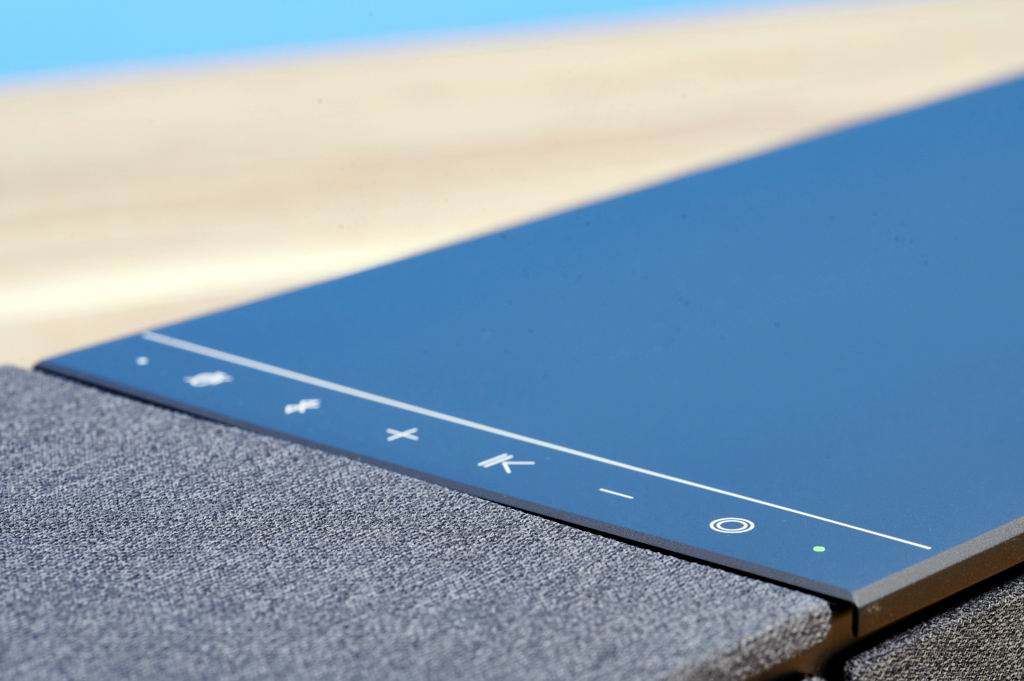 devialet-dione-bedienung-flach-1024x681.jpg
