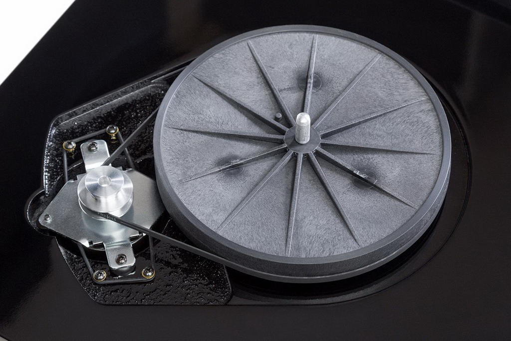 Music Hall mmf-2.3 9.jpg