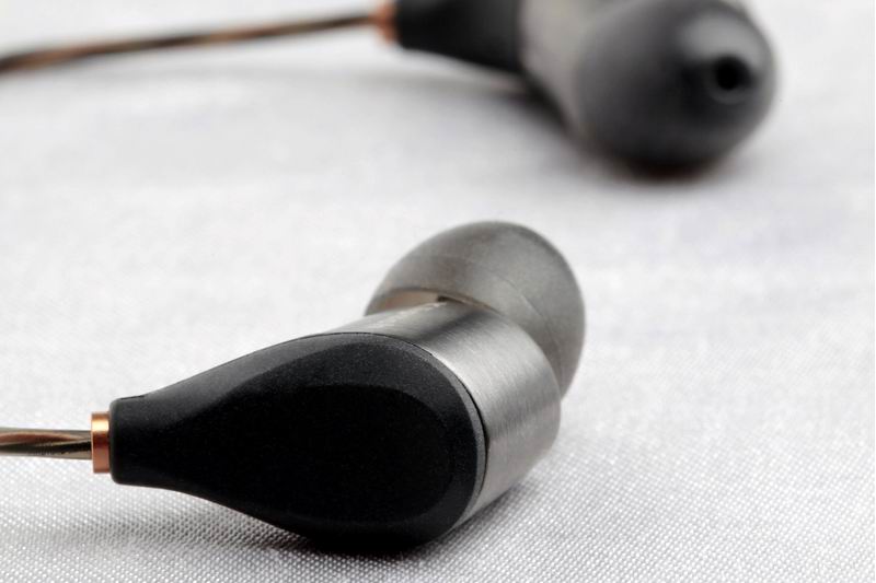 Klipsch Reference XR8i Hybrid 97.jpg