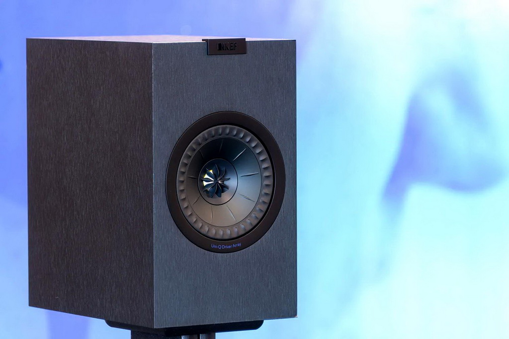 KEF-Q150-bookshelf-speaker-REVIEW-MOSE1.jpg