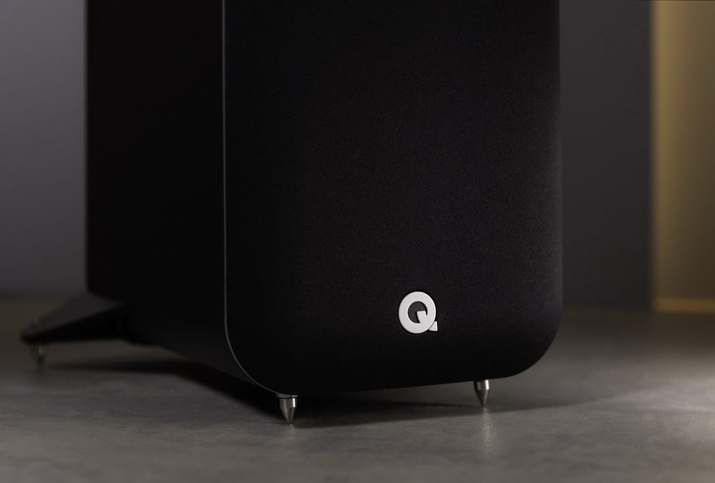 Q Acoustics M40 black close up.1.jpg