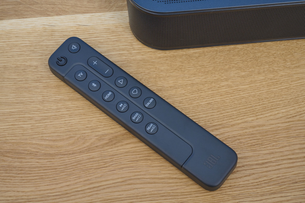 jbl_bar_1000_remote1-1080x720.jpg
