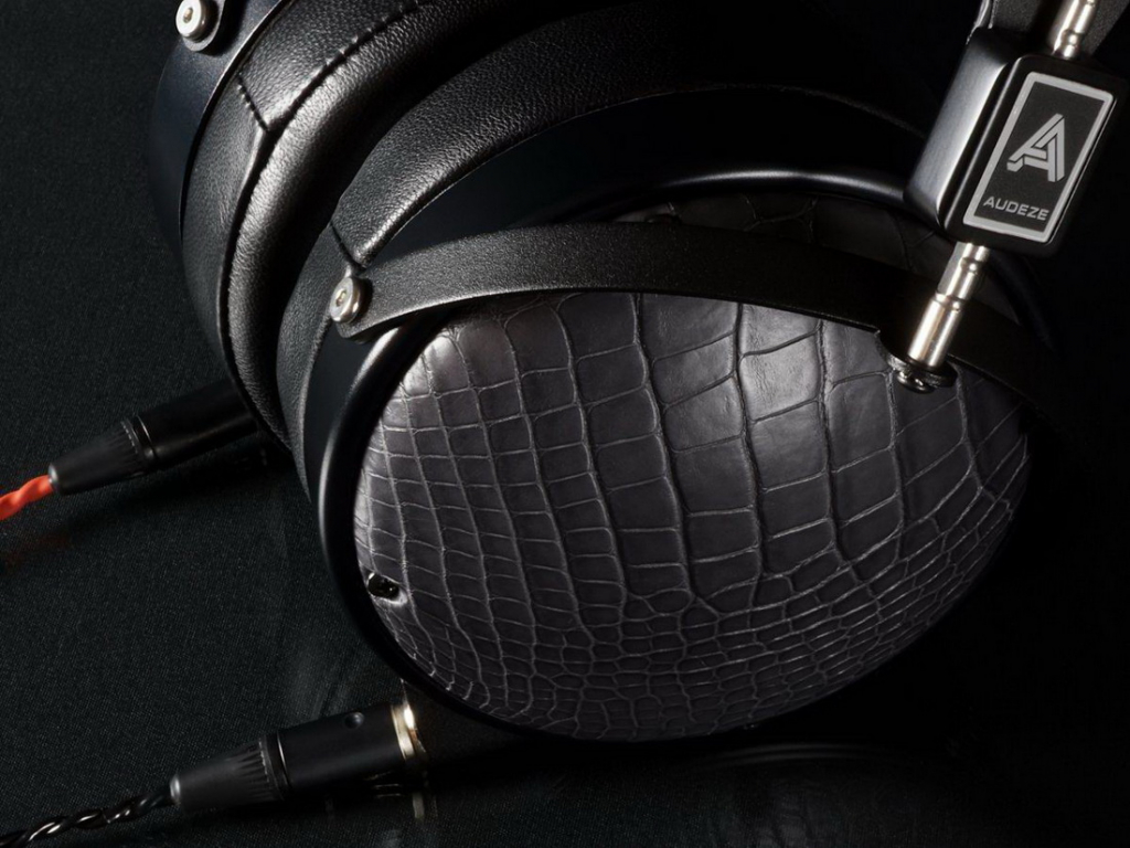 Audeze-LCD-XC-Alligator-Skin-Black-First-Closeup-1.jpg
