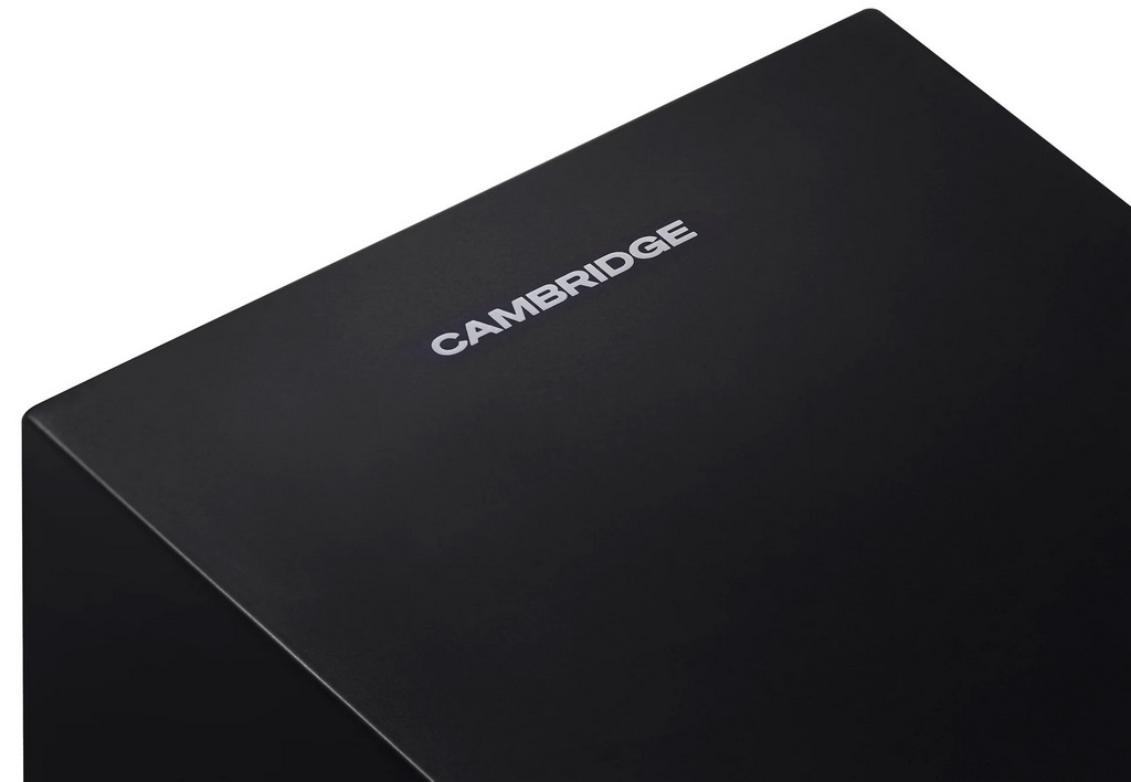Cambridge_Speakers_LRS_Black_Detail4_1920x.jpg