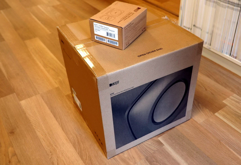 KEF-KC62-unboxing-1-scaled-1.jpg