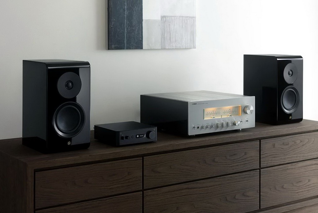 Yamaha-WXA-70A-and-WXC-70A-Put-Hi-Fi-in-a-Smaller-Box-8.jpg