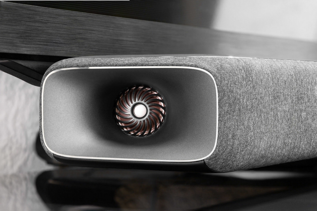 Harman Kardon Enchant 1300 lifestyle 4.jpg