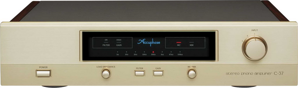 Accuphase C-37 2.jpg
