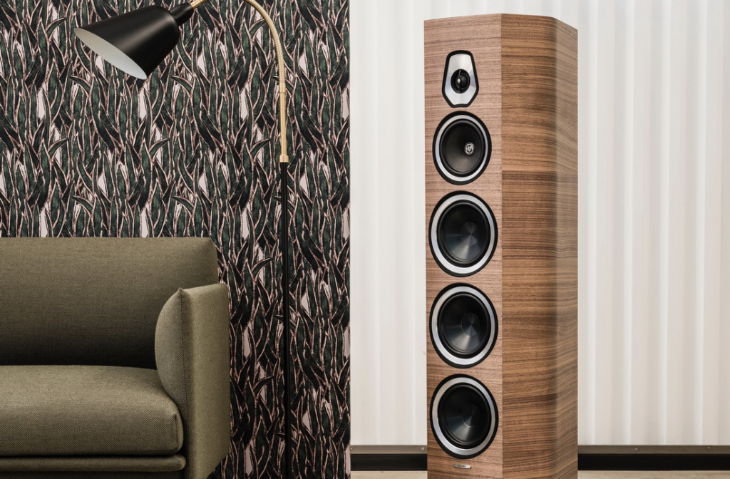 Sonus Faber Sonetto VIII 1.jpg