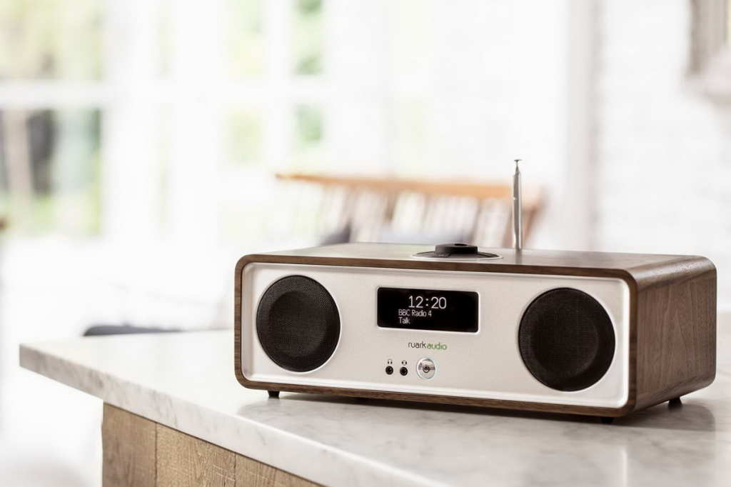 Ruark Audio R2 Mk3 1.jpg