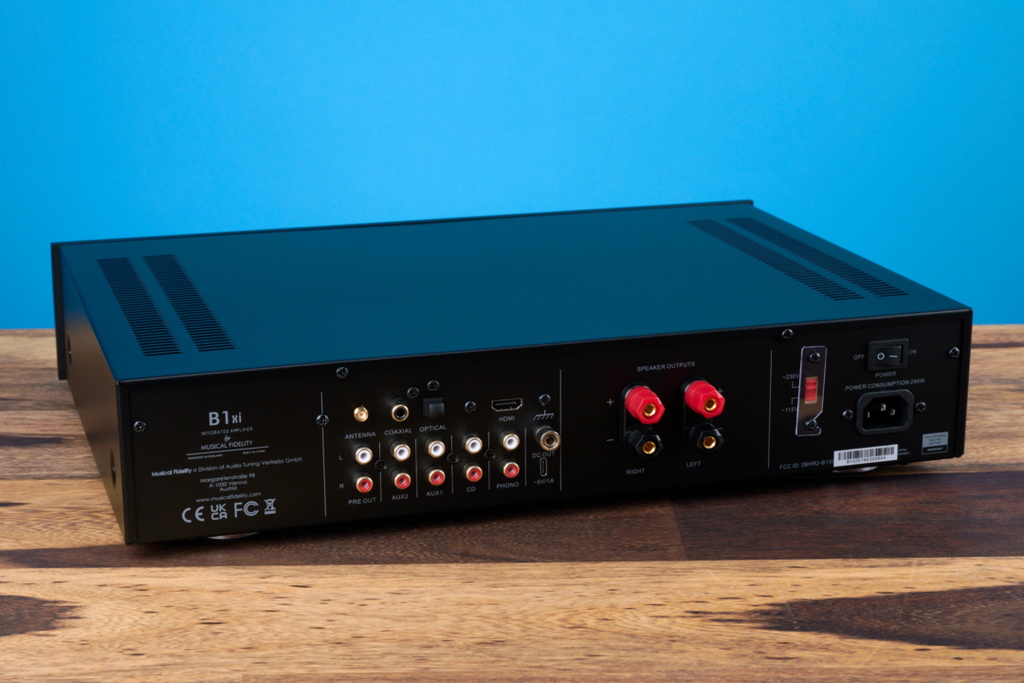 musical-fidelity-b1xi-rueckseite-3-seiten-1080x720.jpg