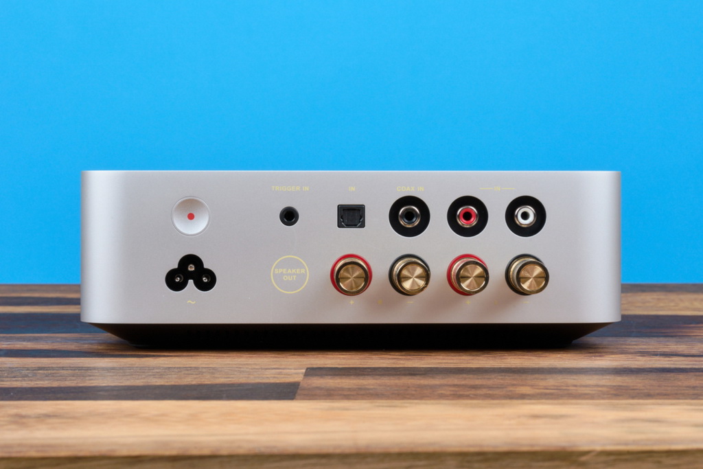 wiim-vibelink-amp-rueckseite-frontal-1080x720.jpg