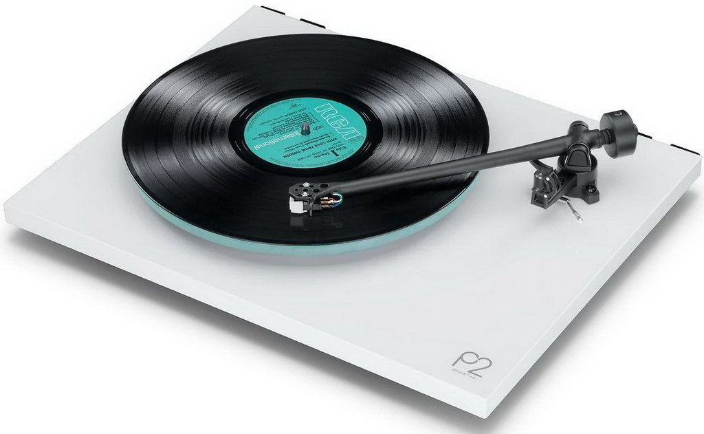 rega-planar-2---lakk-feher-lp-lemezjatszo-1600x1000-29007.jpg