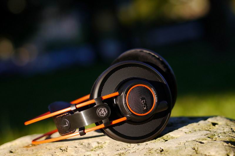 AKG K 712 Pro 7.jpg